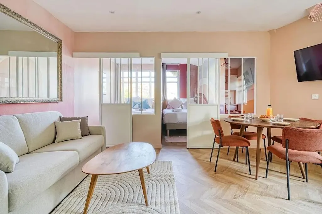 Appartement 2 Chambres Place Pereire 75017 - III Paris France