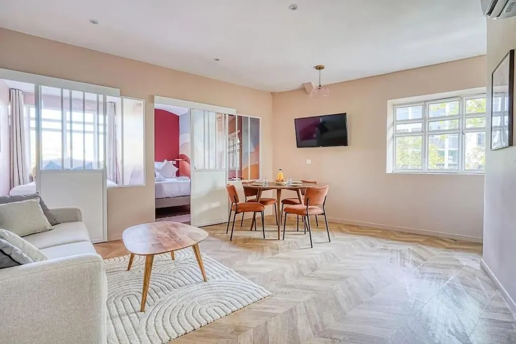 Appartement 2 Chambres Place Pereire 75017 - III Paris Apartment